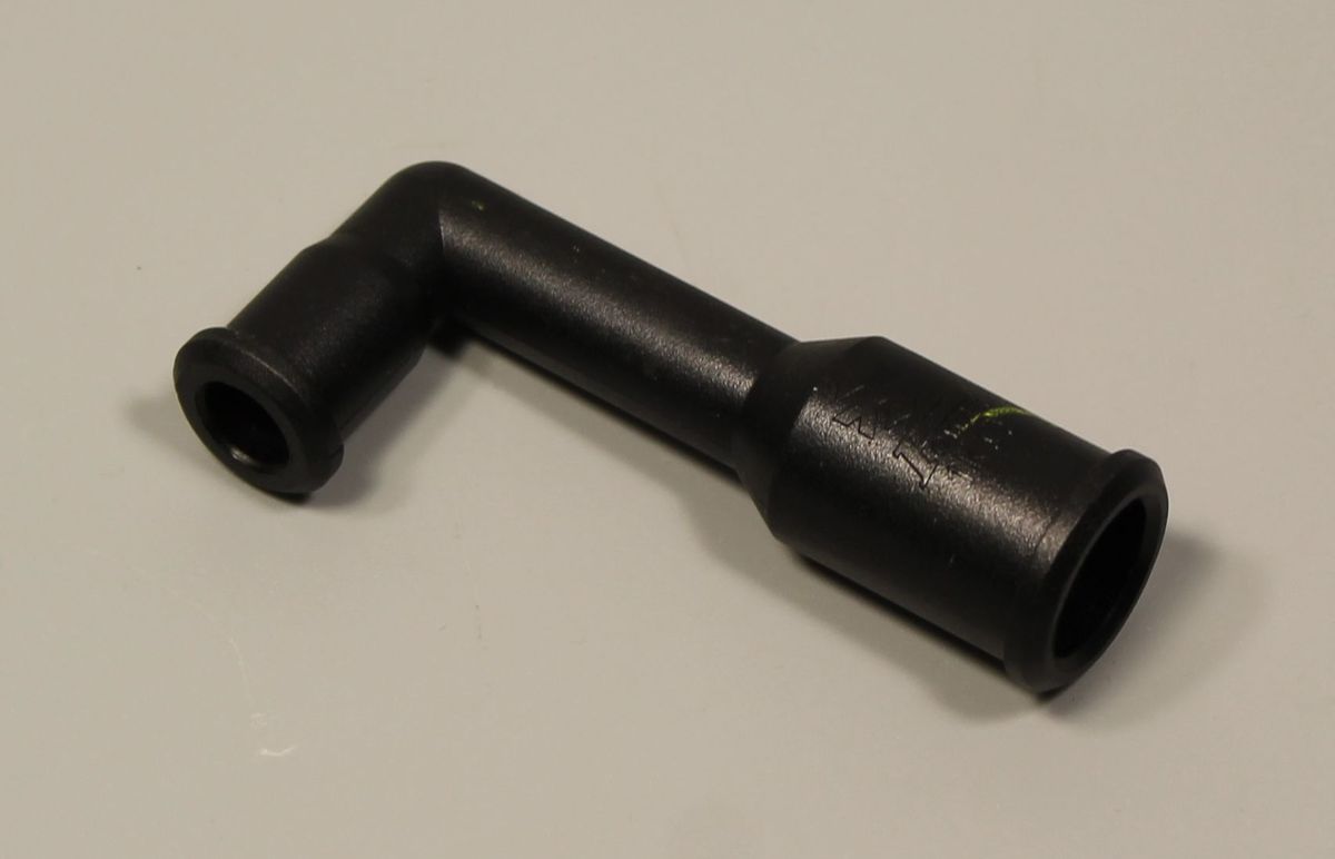 Колпачок высоковольтный центральной свечи DK111011 BAJAJ