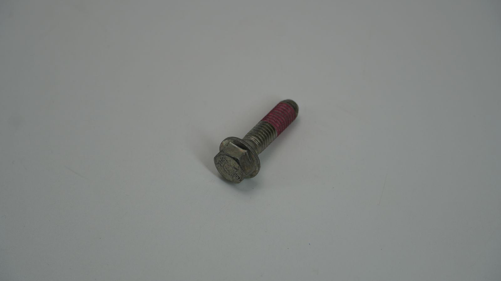 Болт M8х30 DH151039 BAJAJ