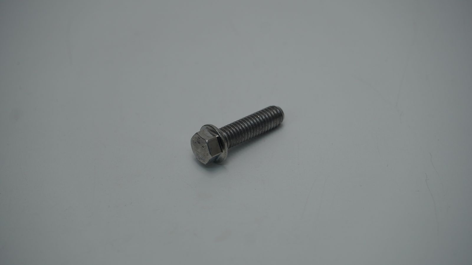 Болт M6X1XL22 KAEW0622 BAJAJ