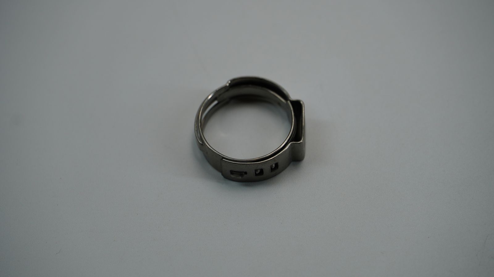 Хомут радиатора JE571239 BAJAJ