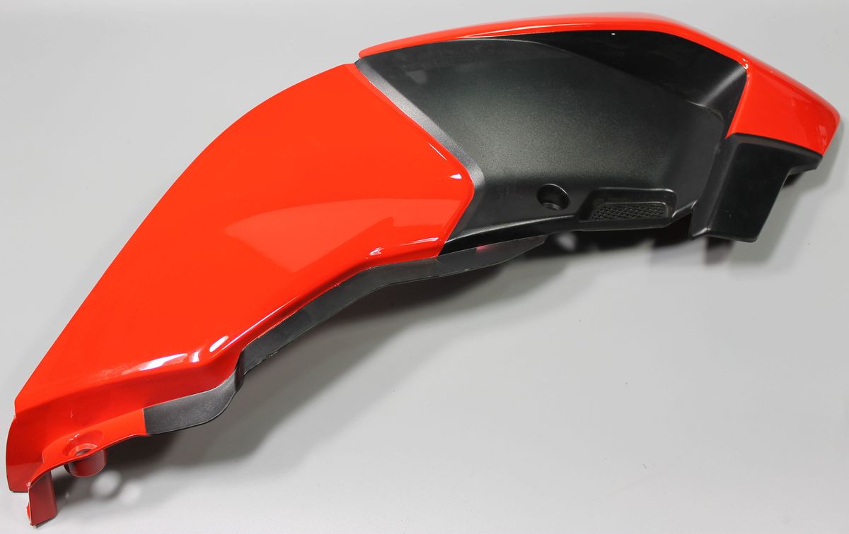 Пластик топливного бака правый, красный (2018) 56JF218X BAJAJ