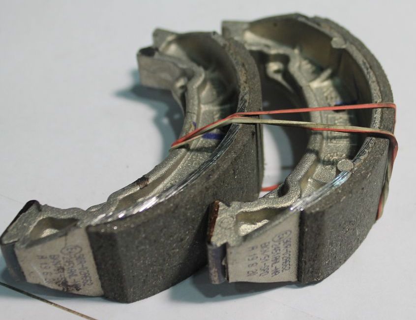 Колодки тормозные барабанные, комплект JB131804 BAJAJ