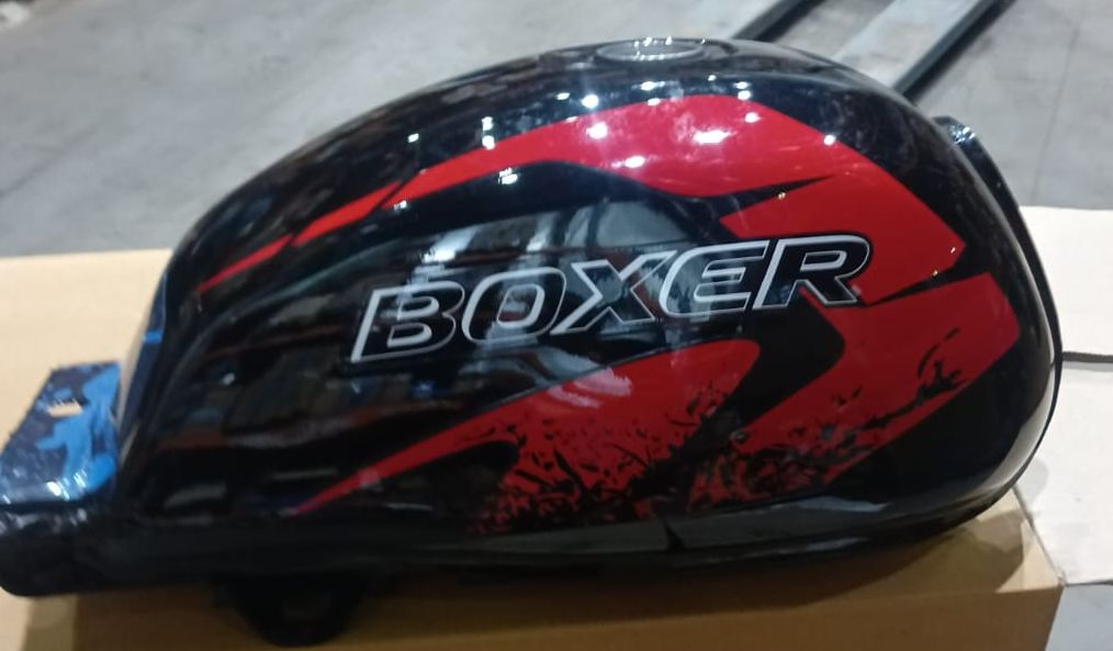 Бак топливный черный, с наклейками 52JV0130 BAJAJ