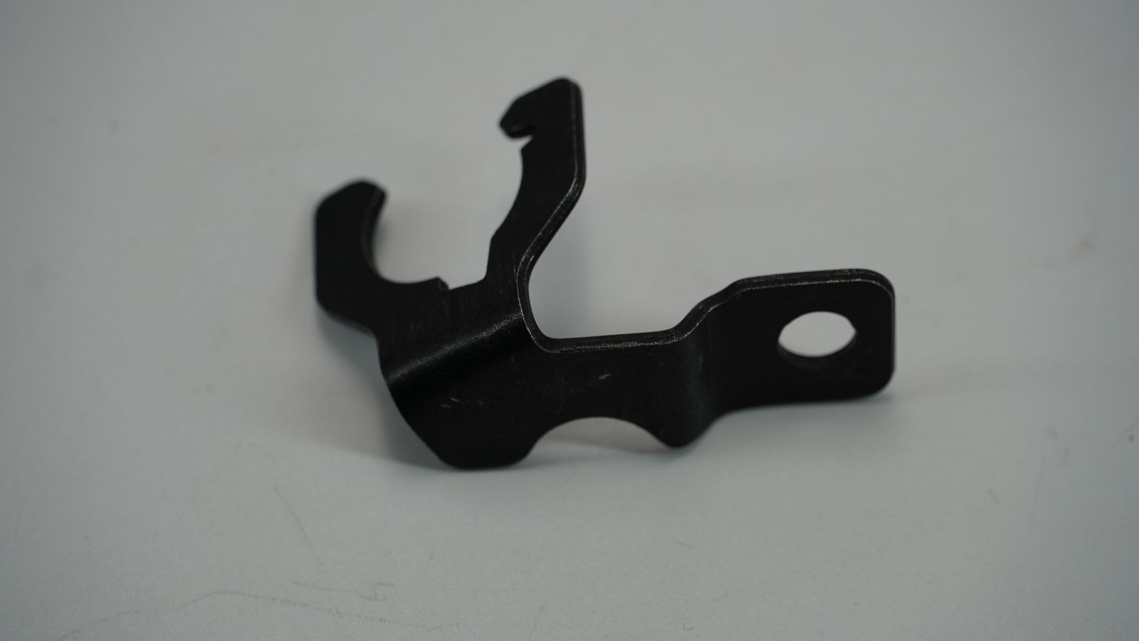 Кронштейн микровыключателя тормоза JR113056 BAJAJ