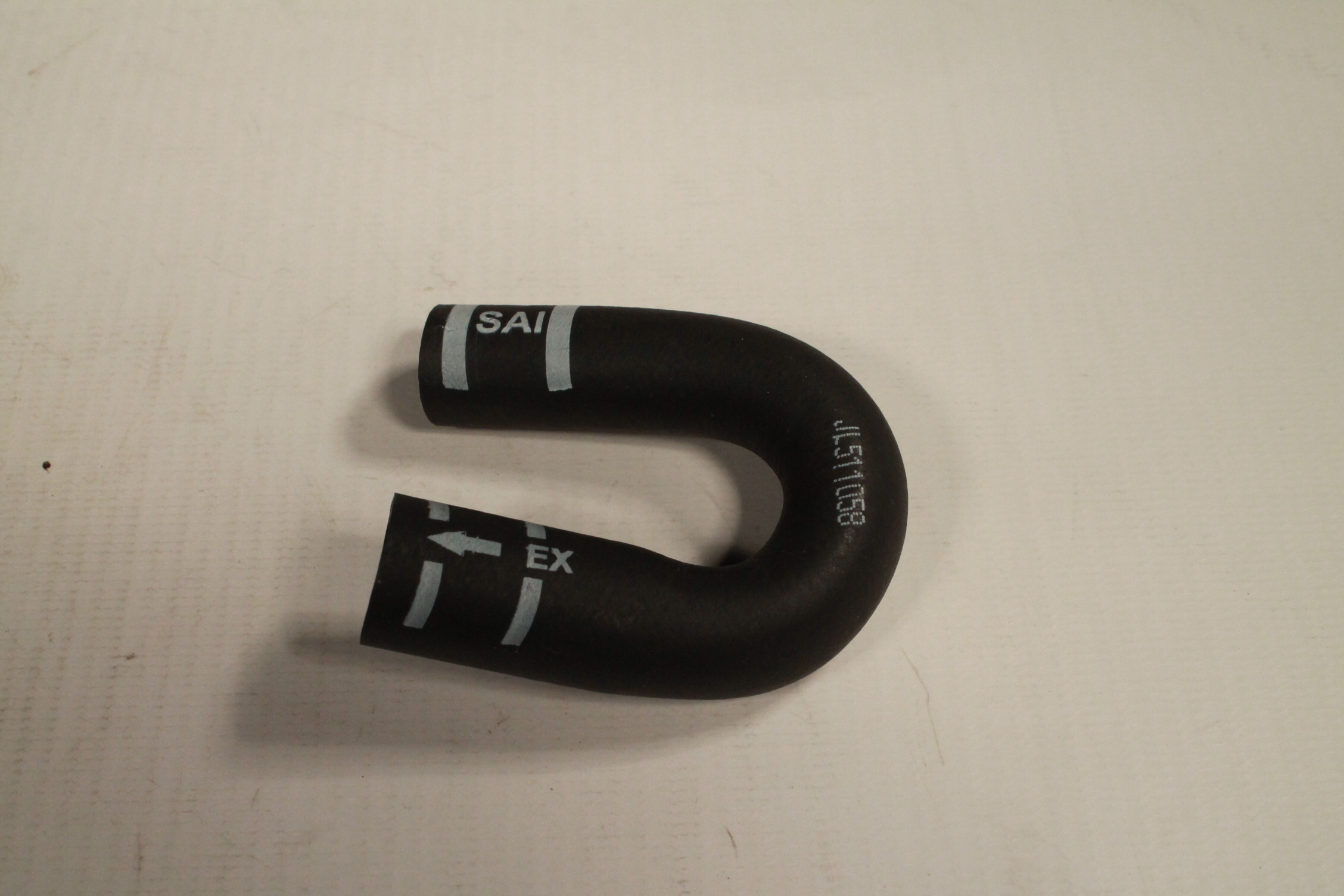 Патрубок: клапан SAI - выпуск JL511058 BAJAJ